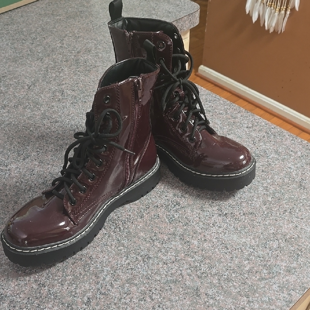 Women's Burgundy Combat Boots 8.5M